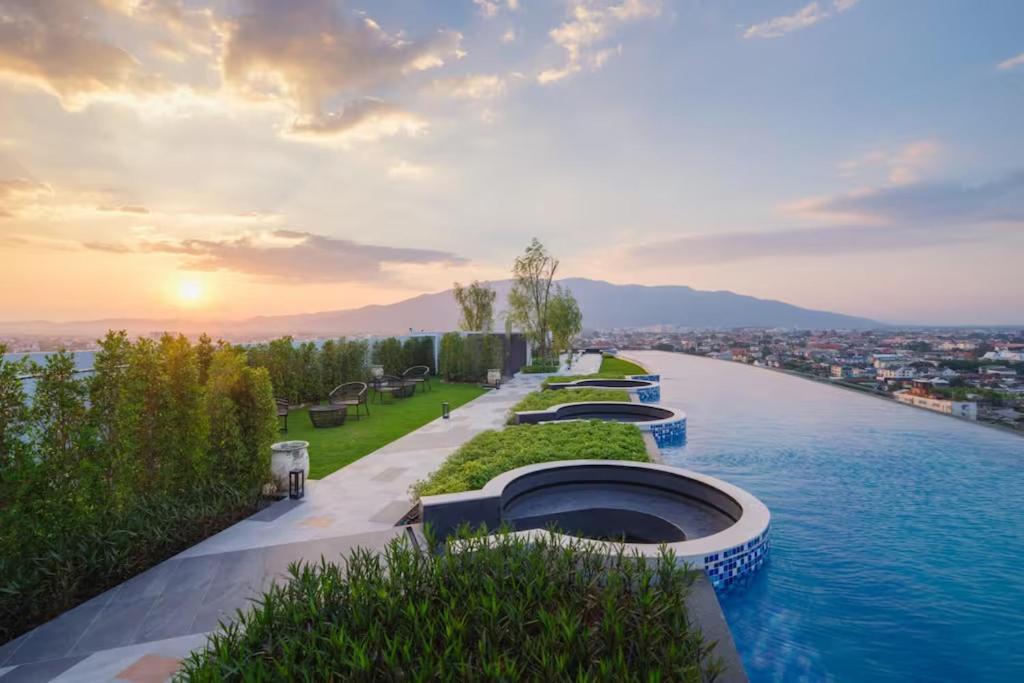 Astra Sky River Paronama Pool Luxury Changklan Chiang Mai Bagian luar foto